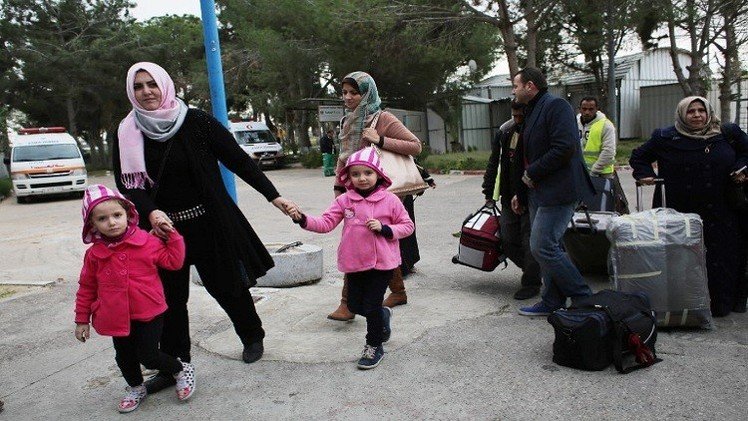 فتح معبر رفح أمام العالقين بالجانب المصري