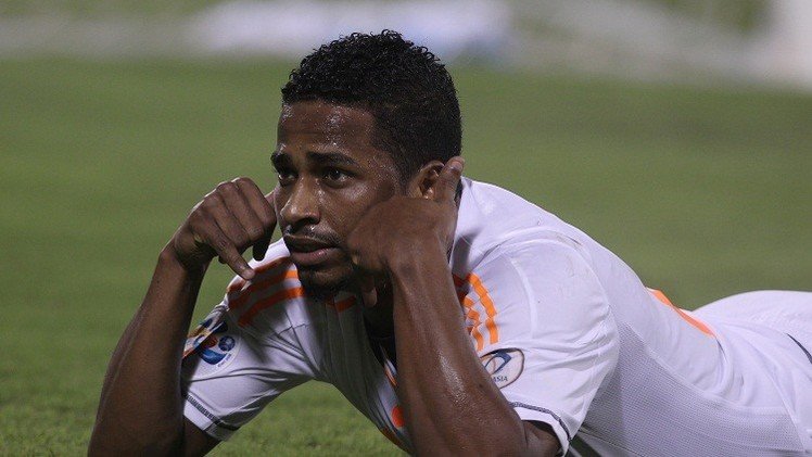 السعودي الشمراني يتوج بجائزة أفضل لاعب في آسيا