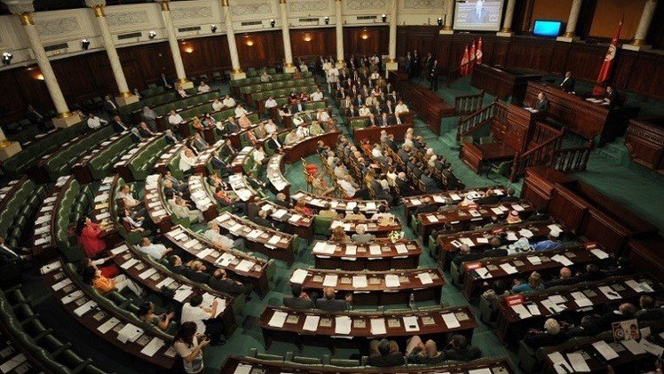 البرلمان التونسي الجديد يعقد جلسته الأولى