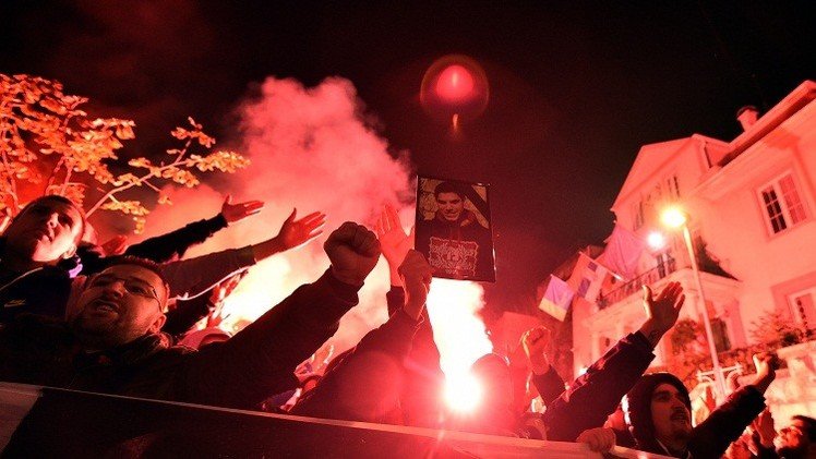 غلطة سراي يلعب من دون جمهور بعد مقتل مشجع صربي