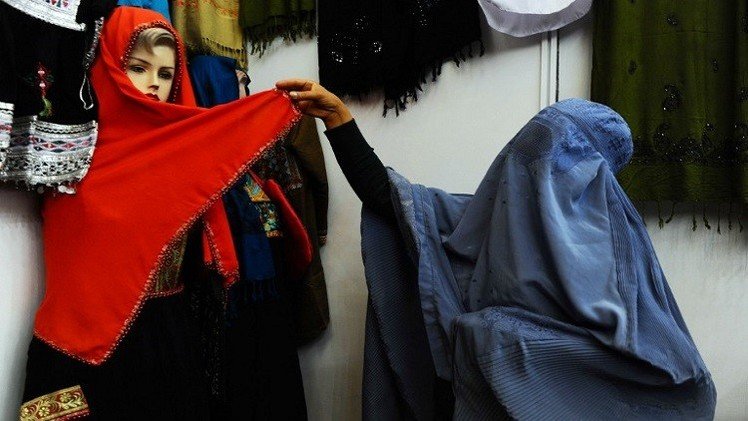شينجيانغ الصينية تمنع ارتداء النقاب في الأماكن العامة