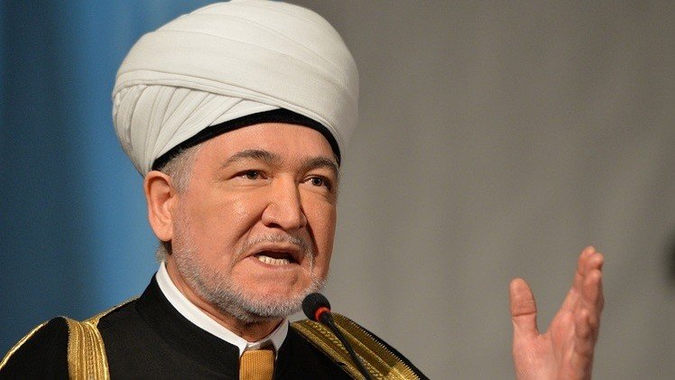 رئيس مجلس المفتين الروسي يدعو إلى حماية المسيحية في الشرق الأوسط
