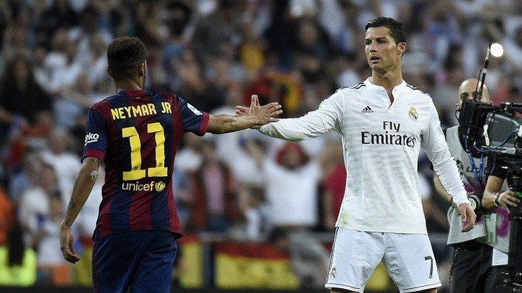 نيمار يصوت لرونالدو للفوز بجائزة الكرة الذهبية