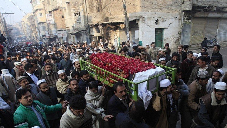 بعد هجوم بيشاور.. باكستان ترفع حظر عقوبة الإعدام بحق الإرهابيين