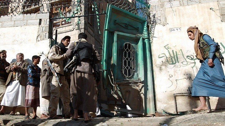 الحوثيون يعززون قبضتهم على العاصمة اليمنية