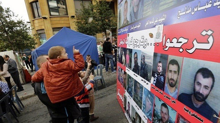   "داعش" يهدد بإعدام 3 جنود لبنانيين