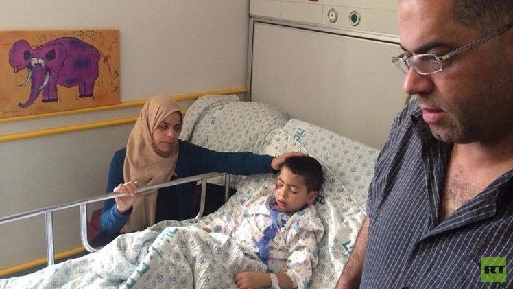 جندي إسرائيلي يصيب طفلا فلسطينيا برصاصة في الوجه