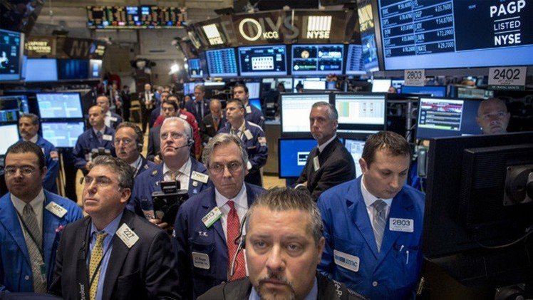 الأسهم الأمريكية تتراجع خلال تداولات اليوم 