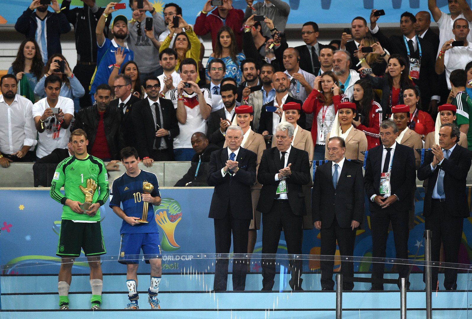 ليونيل ميسي أفضل لاعب في مونديال 2014 والألماني مانويل نويل أفضل حارس مرمى في البطولة