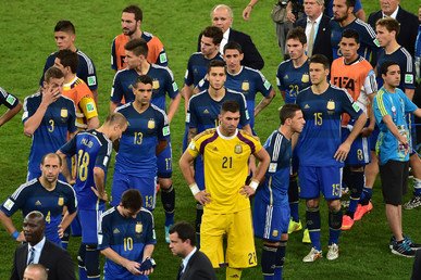  حسرة لاعبي الأرجنتين على خسارتهم أمام ألمانيا (0-1) في نهائي مونديال 2014