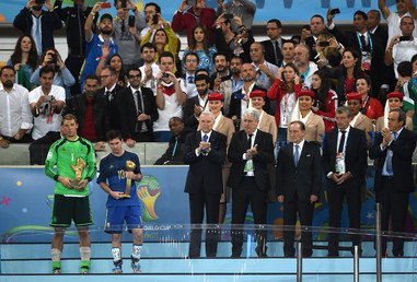 ليونيل ميسي أفضل لاعب في مونديال 2014 والألماني مانويل نويل أفضل حارس مرمى في البطولة
