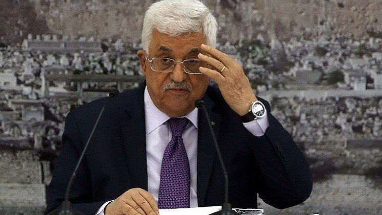 إسرائيل تدرس اتهام عباس وقادة فلسطينيين بارتكاب "جرائم حرب"