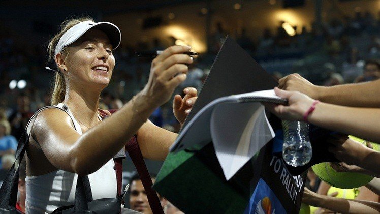 شارابوفا تبدأ موسم 2015 بنجاح في دورة برزبين للتنس