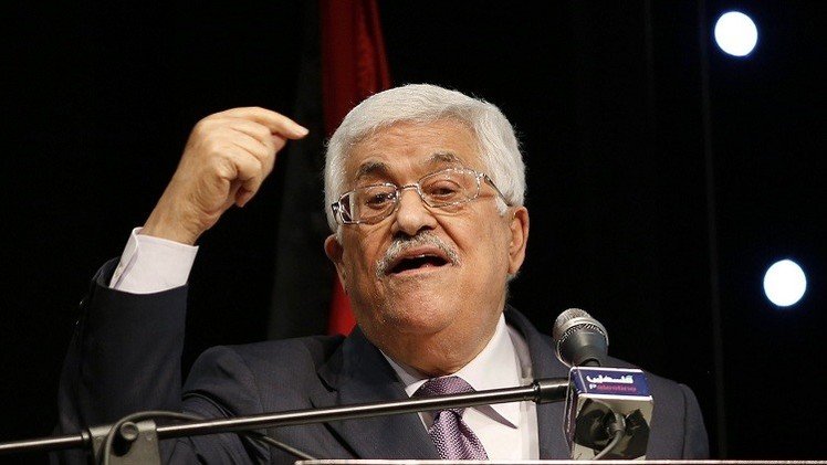 الرئيس الفلسطيني في القاهرة لحضور اجتماع  وزاري طارئ للجامعة العربية
