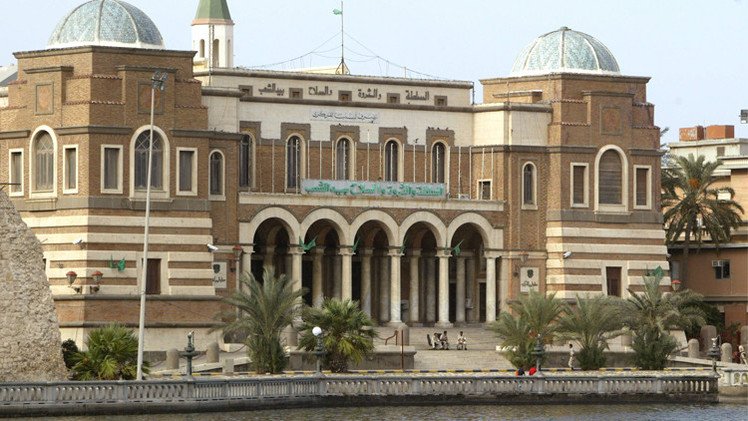 مركزي ليبيا يقترح خفض البعثات الدبلوماسية والدراسية لسد عجز الموازنة
