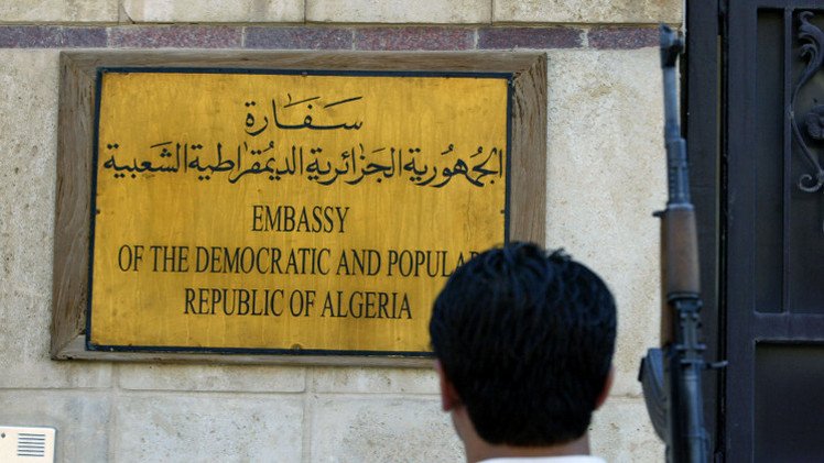 "داعش" يتبنى الهجوم قرب السفارة الجزائرية في العاصمة الليبية