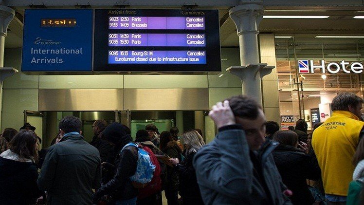 تعطل حركة المرور في نفق المانش بين فرنسا وبريطانيا