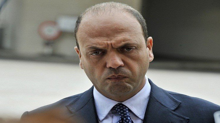 إيطاليا تطرد 9 إسلاميين بسبب التطرف الديني