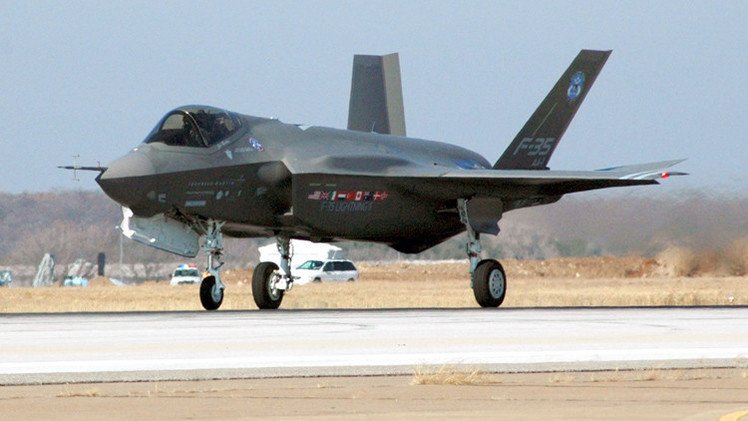 تسريبات من سنودن تكشف عن قرصنة صينية هائلة للبيانات السرية للمقاتلات الأمريكية F-35 