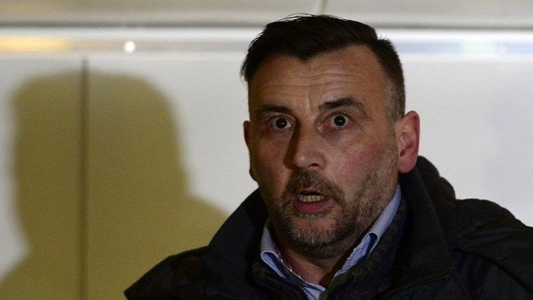 ألمانيا.. زعيم "بيغيدا" المعادية للإسلام يتنحى بعد نشر صورة يقلد فيها هتلر