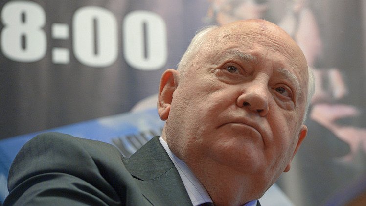 غورباتشوف: واشنطن ورّطت روسيا في "حرب باردة" جديدة قد تتحول إلى "حرب ساخنة"