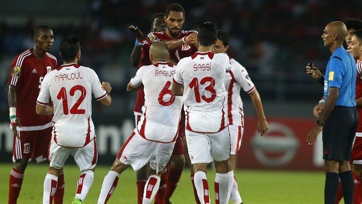 بالفيديو .. شاهد ضربة الجزاء "الظالمة" التي أقصت نسور قرطاج من كأس إفريقيا