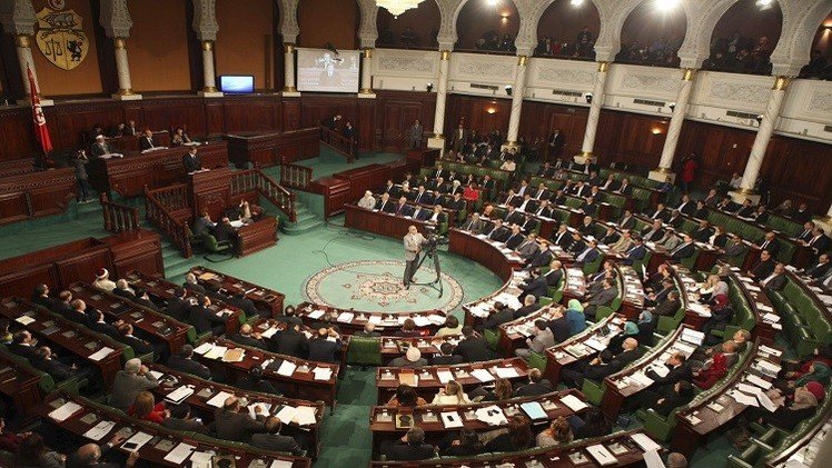  البرلمان التونسي يمنح ثقته لحكومة الحبيب الصيد بـ 166 صوتا من مجمل 217 