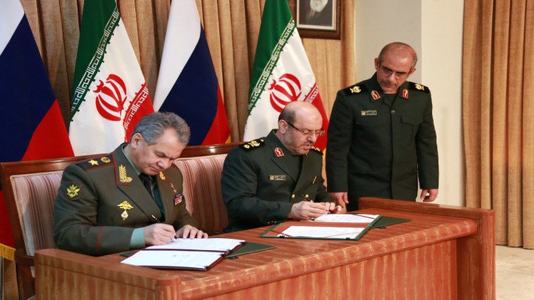 إيران تشدد على تنفيذ اتفاقية التعاون العسكري مع روسيا