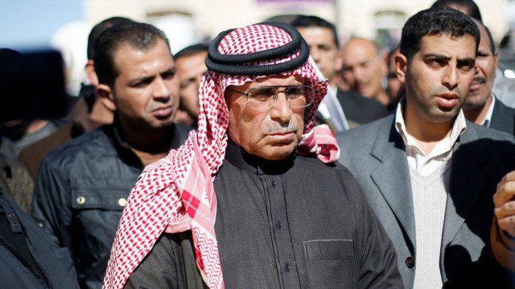 والد الكساسبة: لم أقل إن صاروخا إماراتيا أسقط طائرة معاذ