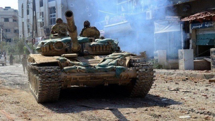 الجيش السوري يشن هجوما ضد المسلحين في ريفي درعا والقنيطرة