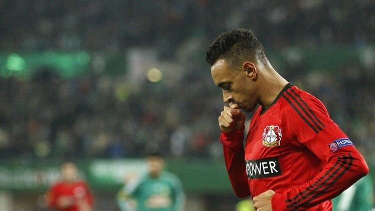 بلعربي يمدد تعاقده مع ليفركوزن حتى 2020