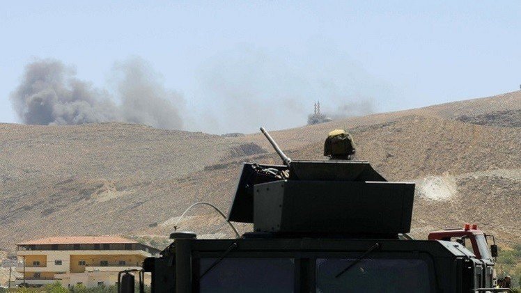 الجيش اللبناني يقصف مواقع مسلحين في رأس بعلبك