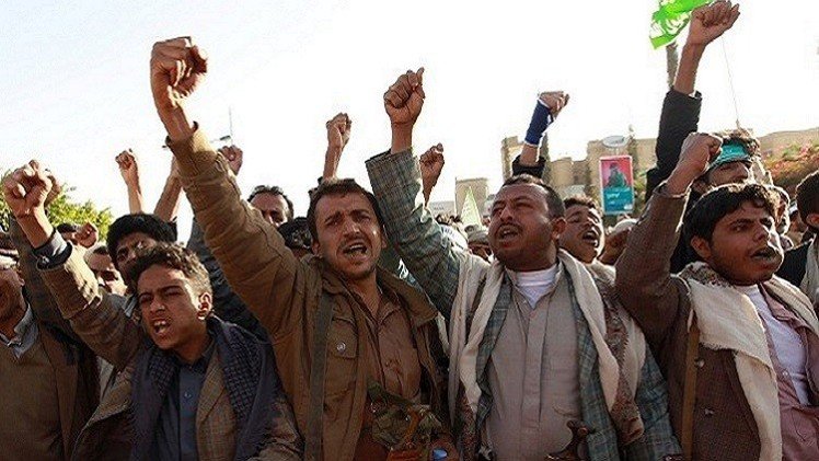 اليمن.. تظاهرات داعمة للحوثيين وأخرى معارضة