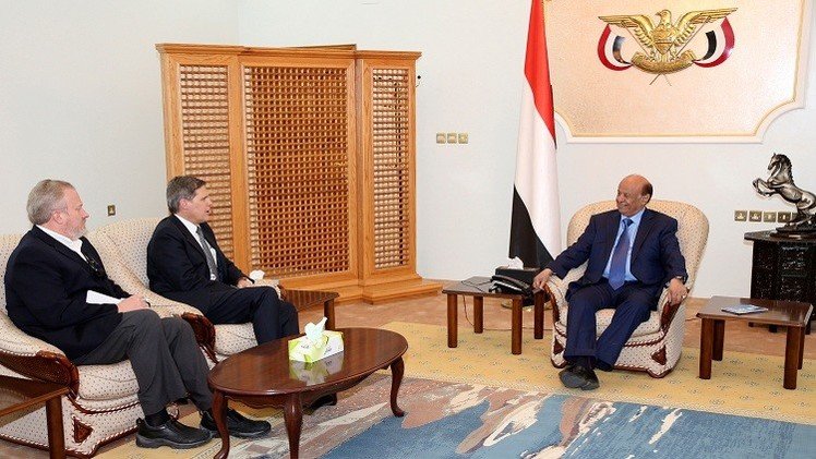 اليمن.. عبدربه منصور هادي يلتقي السفير الأمريكي في عدن