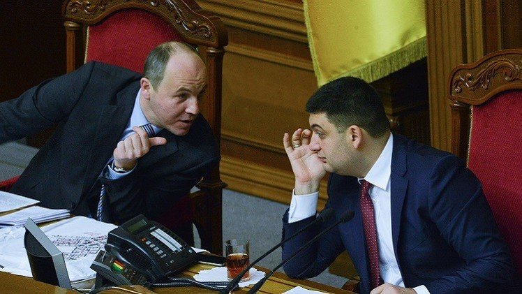 كييف في انتظار قرار واشنطن تزويدها بأسلحة قاتلة