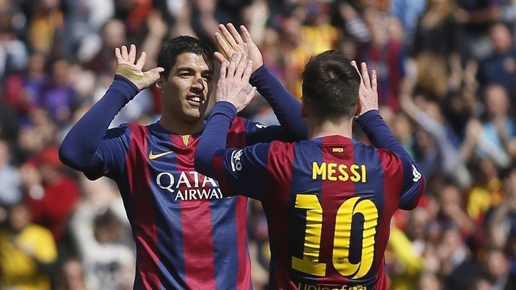 برشلونة ينتزع صدارة الدوري الإسباني من ريال مدريد