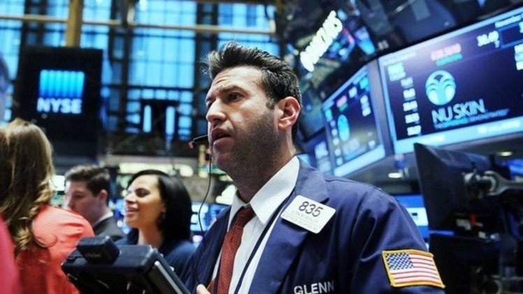 المؤشرات الأمريكية تبدأ تعاملات الأسبوع على ارتفاع  