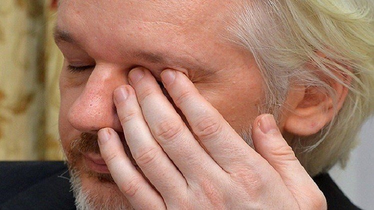 أسانج يرحب بإمكانية استجوابه في لندن