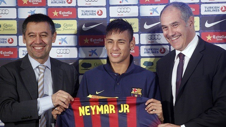 تقديم برشلونة ومسؤوليه للمحاكمة بتهم التهرب الضريبي