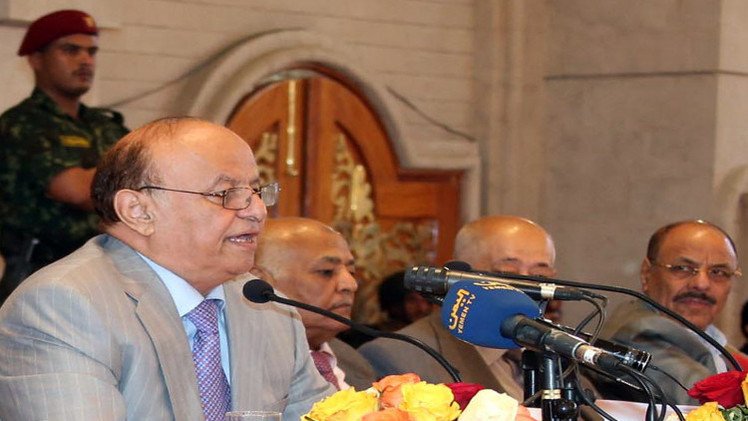 اليمن.. هادي يقرر إعادة الضباط المفصولين في عهد صالح وتجنيد 20 ألف جنوبي 