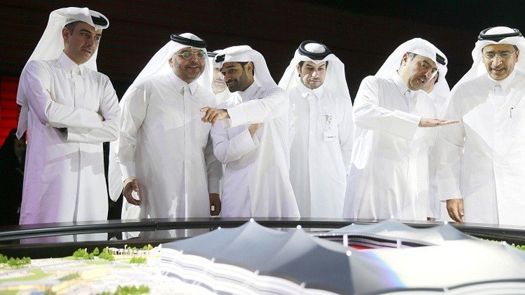 قطر تستقبل قرار إقامة مونديال 2022 في نوفمبر وديسمبر بـ"وجه بشوش"