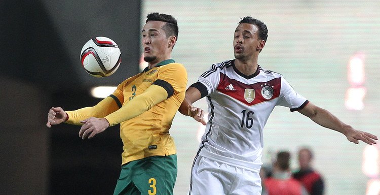 استبعاد كريم بلعربي من تشكيلة ألمانيا ضد جورجيا بتصفيات "يورو 2016"