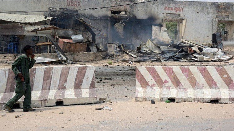 ارتفاع حصيلة قتلى هجوم" الشباب" في مقديشو إلى 17 شخصا (فيديو)
