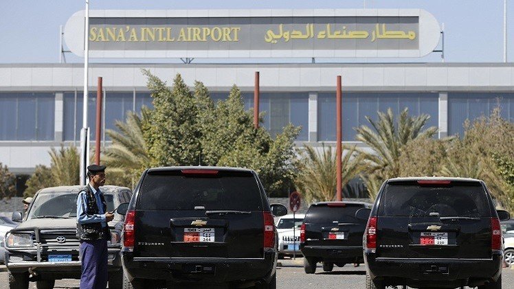 رعايا الروس يغادرون صنعاء على متن طائرتين