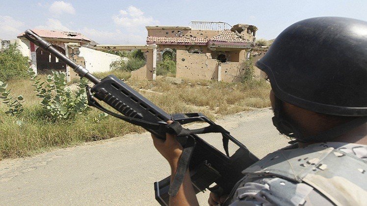 مقتل رجل أمن سعودي في تبادل إطلاق نار بالعوامية