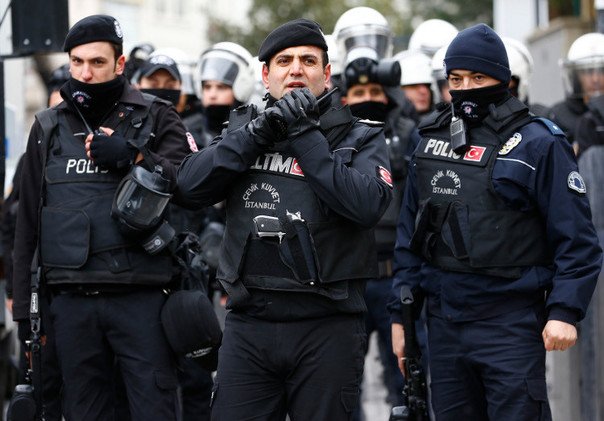 تركيا.. تبرئة 62 عسكريا من تهمة تدبير انقلاب على أردوغان