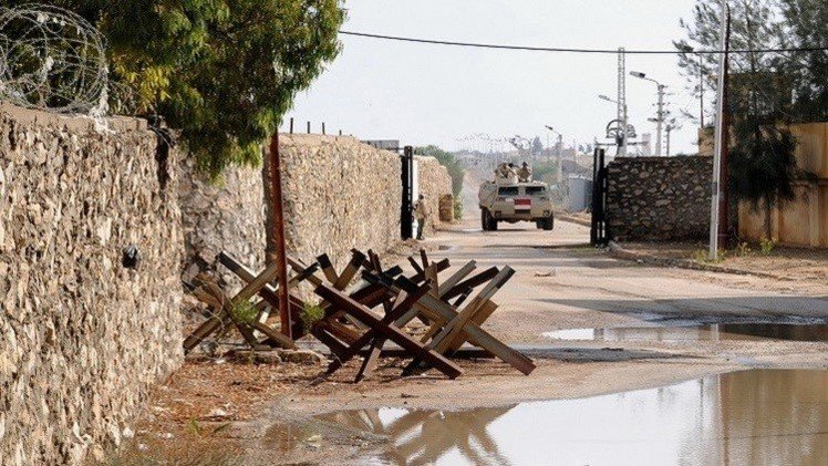 مراسلنا: مقتل جنديين مصريين في تفجير بالعريش