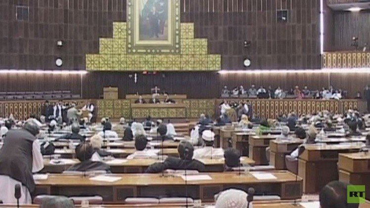 باكستان تبحث المشاركة في "عاصفة الحزم"