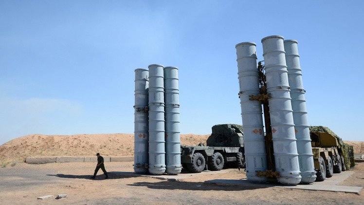 روسيا.. إطلاق صواريخ إس-300 في تدريبات محاكية للواقع