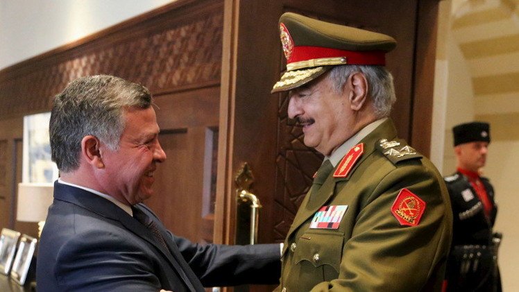 العاهل الأردني يبحث مع حفتر  الأوضاع في ليبيا